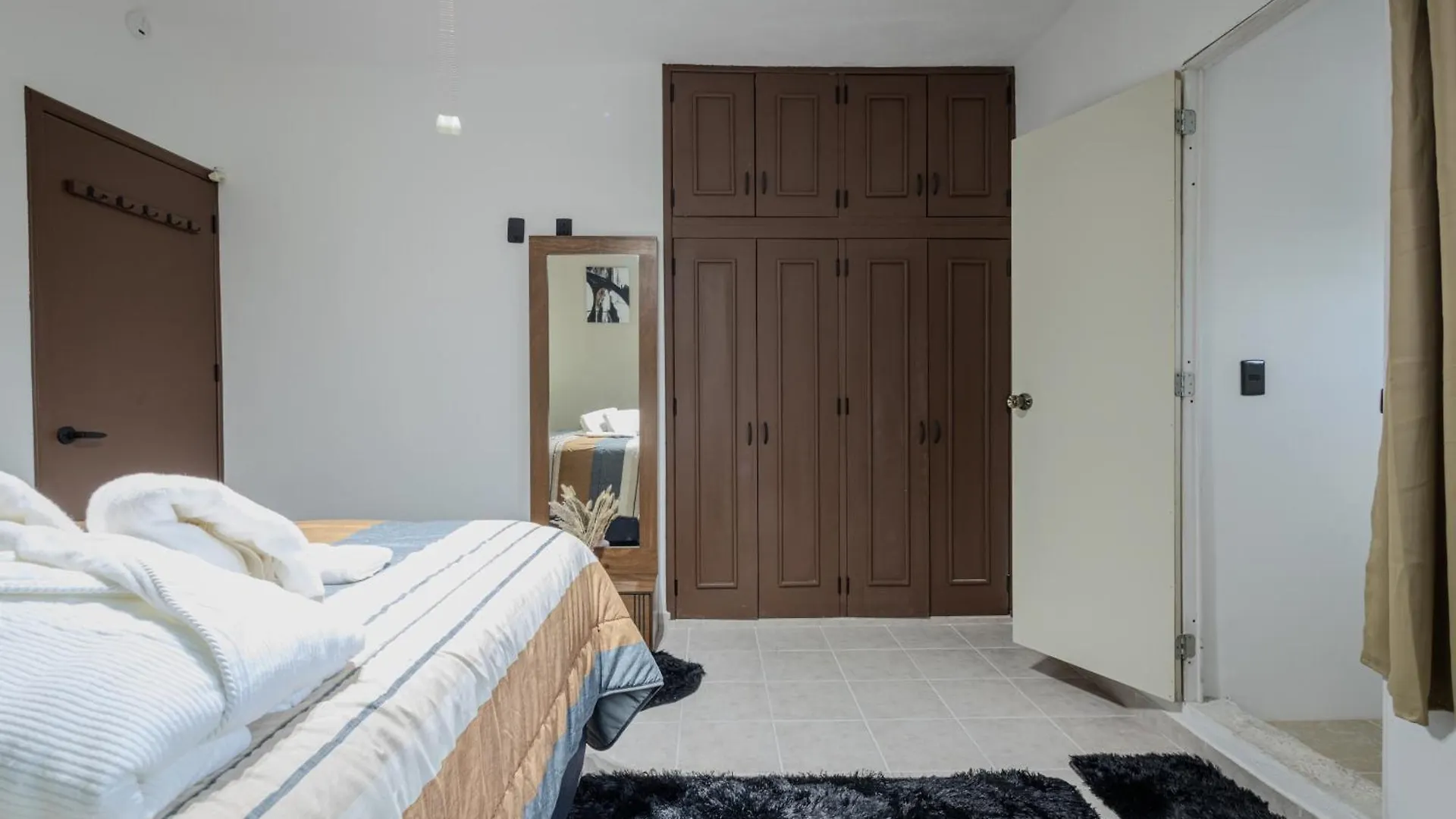 Bnb Rooms In Downtown Cancun- Casa Sunshine Cancún Quarto em Acomodações Particulares